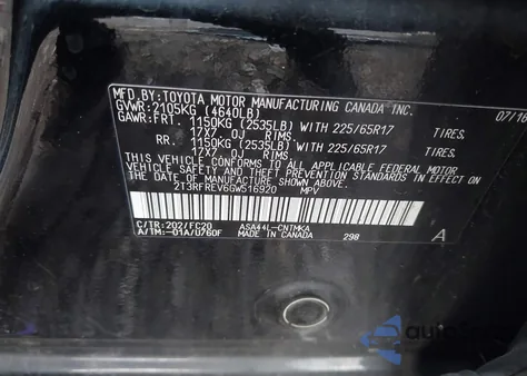 2016 Toyota Rav4 Xle z USA, uszkodzony, nr VIN 2T3RFREV6GW516920